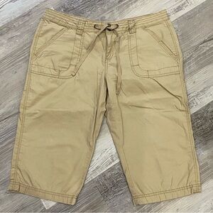 Aeropostale - Women’s Capri - Tan - Size 11/12